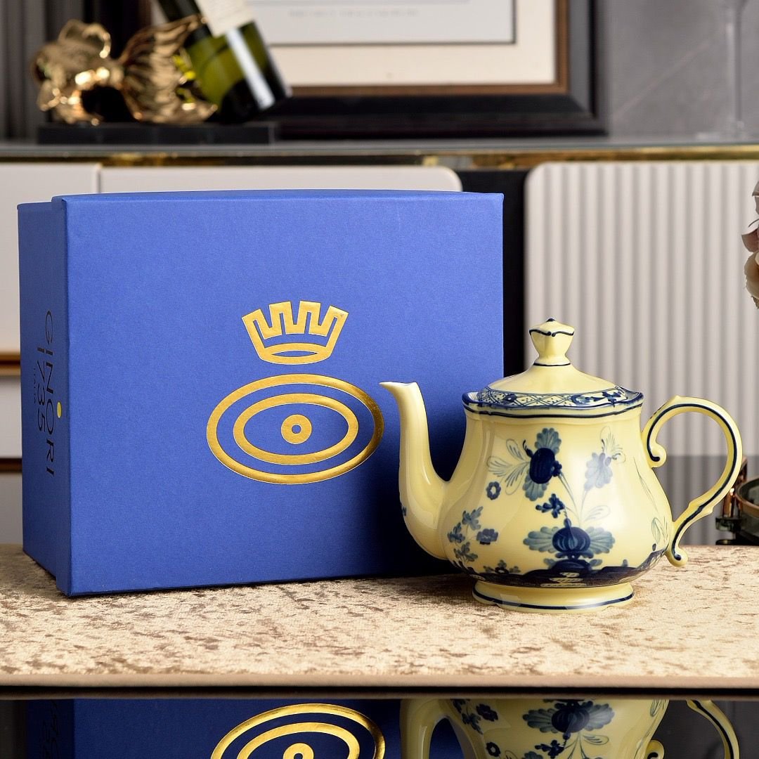 Ginori 1735 orient Italian tea pot from Porcelain - Image 2 of 2